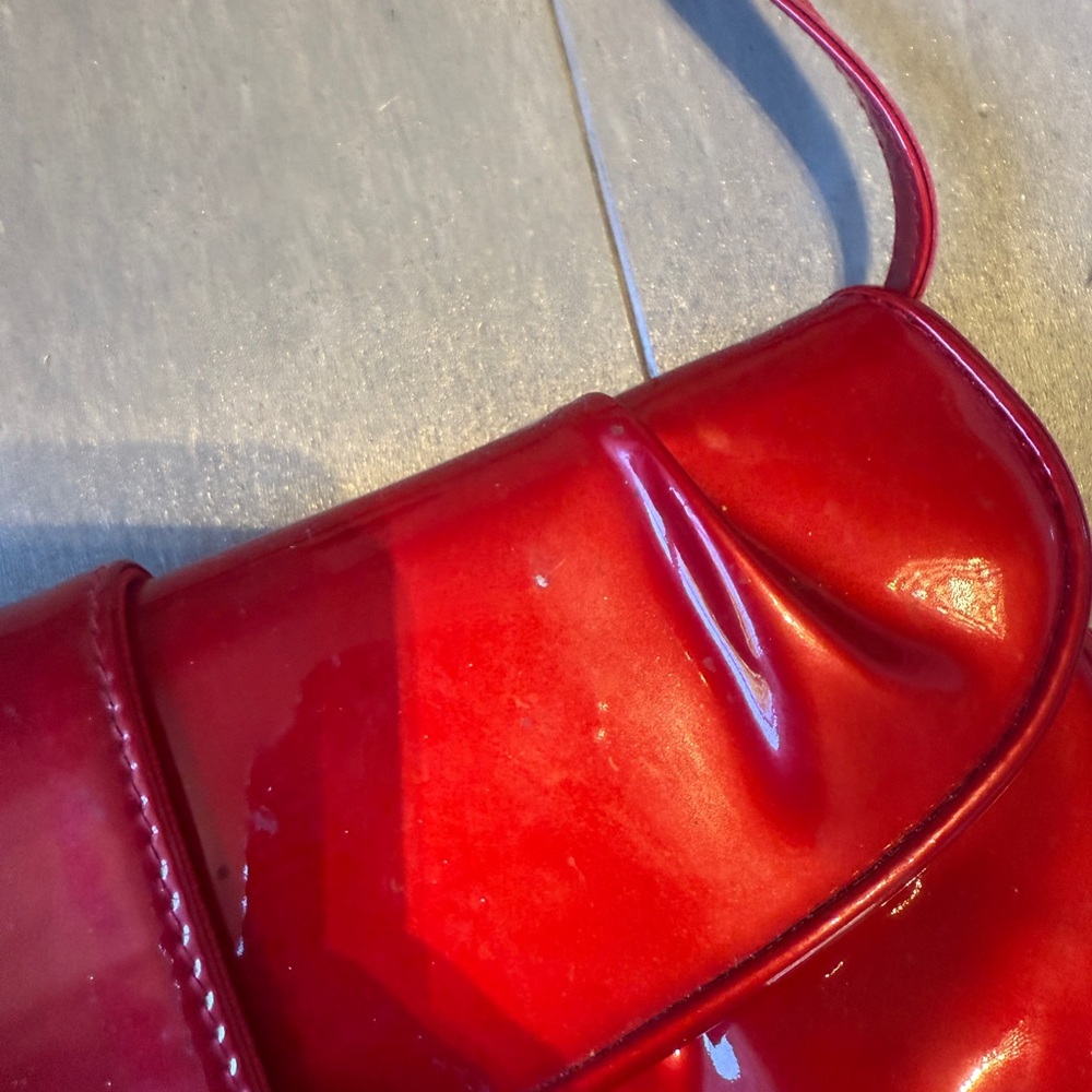 Red Flower Purse - Picture 2 of 4